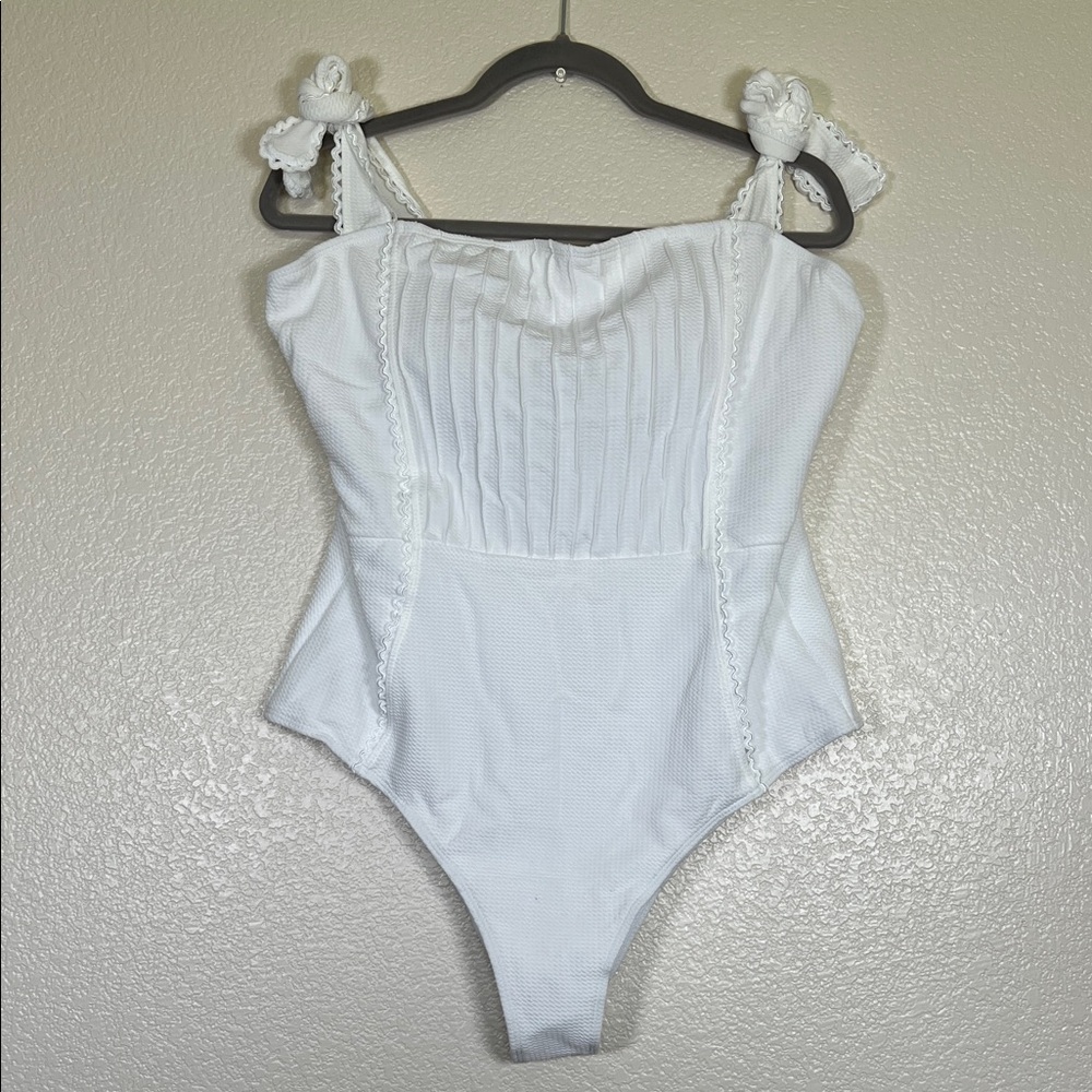 White one-piece swimsuit, size 3X